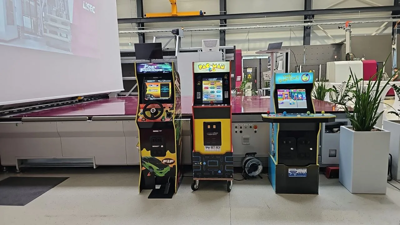 Drei Arcade Automaten bei Firmenevent