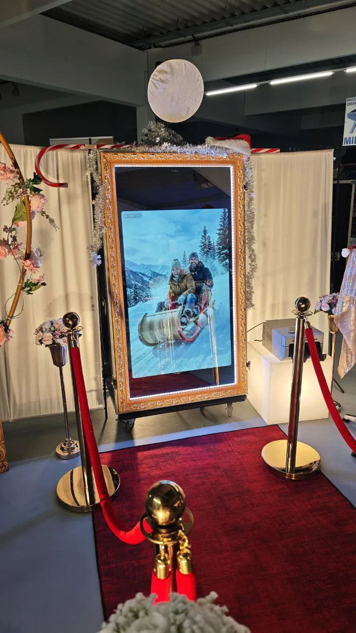 Fotobox Verleih mit rotem Teppich