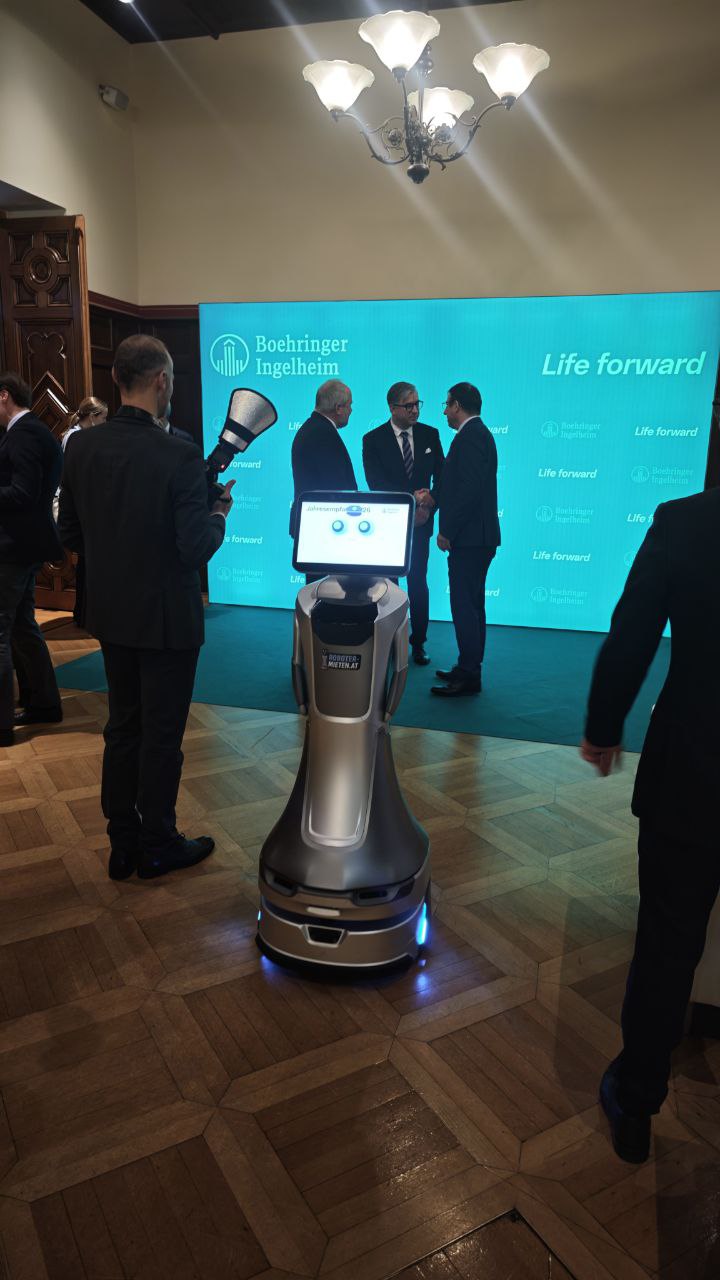 Event robots at corporate event